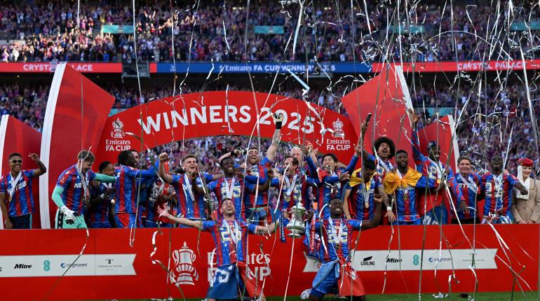 Crystal Palace gana su primer título en 164 años de historia