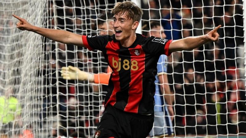 Real Madrid anuncia fichaje de Dean Huijsen para la próxima temporada Real Madrid anuncia fichaje de Dean Huijsen para la próxima temporada