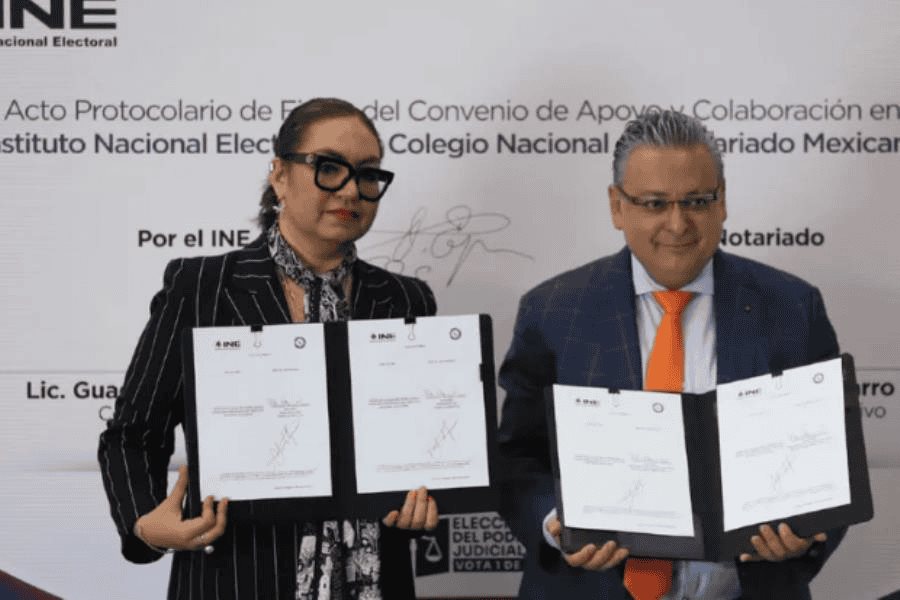 Firman INE y Colegio Nacional de Notarios convenio para certificar momentos críticos de elección judicial Firman INE y Colegio Nacional de Notarios convenio para certificar momentos críticos de elección judicial