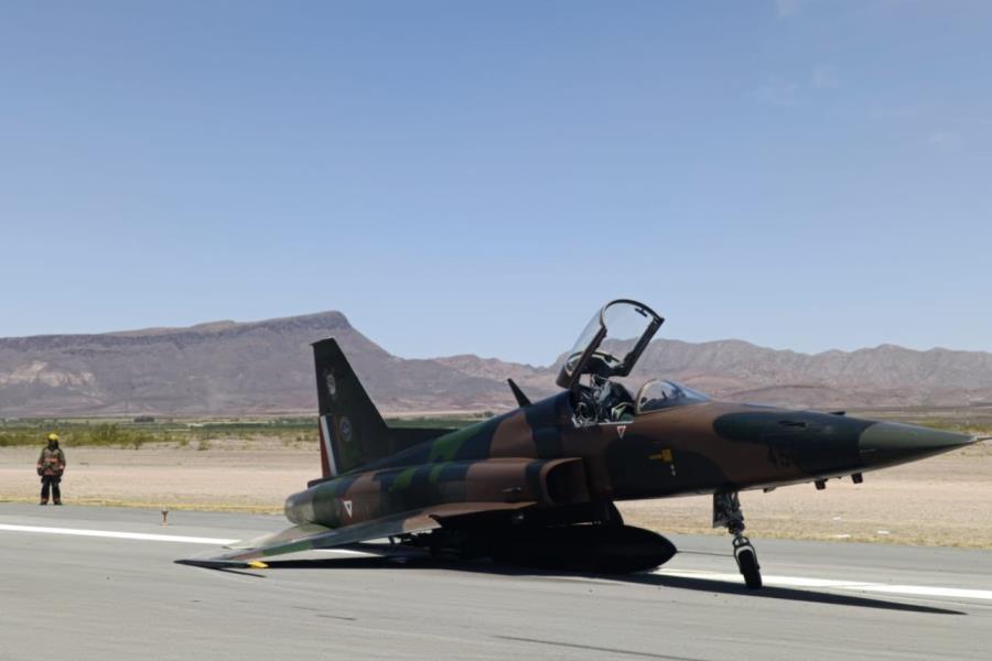 Avión de la Fuerza Aérea Mexicana sufre ponchadura de llanta al aterrizar en Chihuahua Avión de la Fuerza Aérea Mexicana sufre ponchadura de llanta al aterrizar en Chihuahua