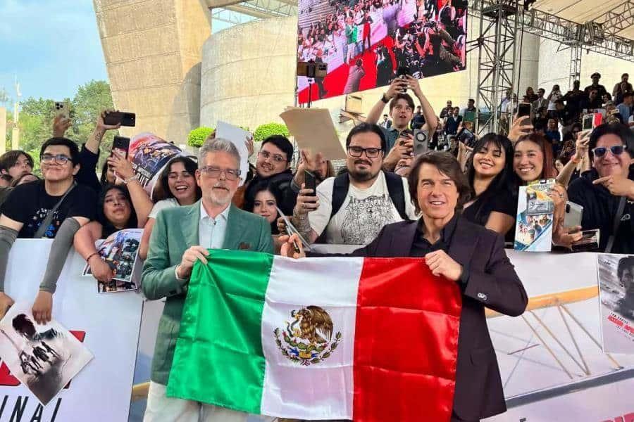 Tom Cruise causa revuelo en la CDMX, presenta Misión Imposible Tom Cruise causa revuelo en la CDMX, presenta Misión Imposible