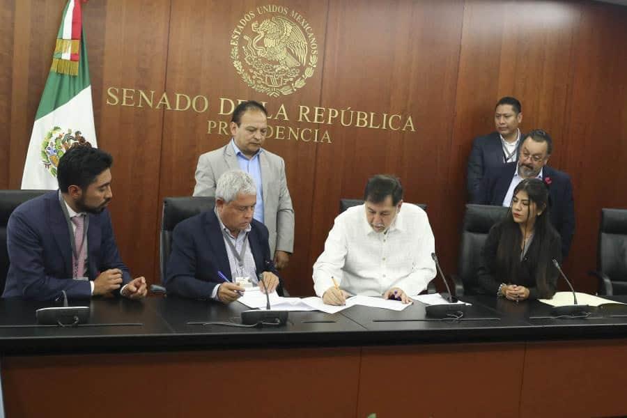 Rechaza Noroña que haya obligado al abogado Carlos Velásquez a ofrecerle disculpas públicas Rechaza Noroña que haya obligado al abogado Carlos Velásquez a ofrecerle disculpas públicas