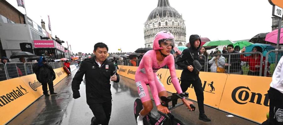 Ciclista mexicano Isaac del Toro se mantiene como líder del Giro de Italia 2025 Ciclista mexicano Isaac del Toro se mantiene como líder del Giro de Italia 2025