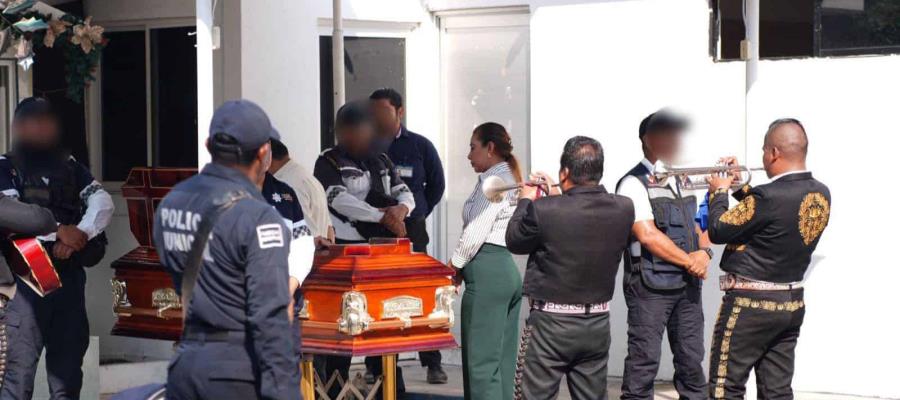 Despiden con honores a tránsito de Cunduacán asesinado Despiden con honores a tránsito de Cunduacán asesinado