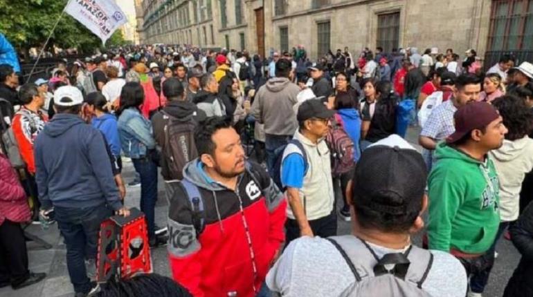 Lamenta Sheinbaum agresión de la CNTE a youtuber, durante protesta en Palacio Nacional