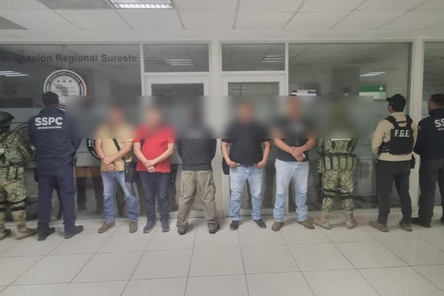 Detienen a 30 durante robo de maquinaria en Centro; 3 son ministeriales Detienen a 30 durante robo de maquinaria en Centro; 3 son ministeriales