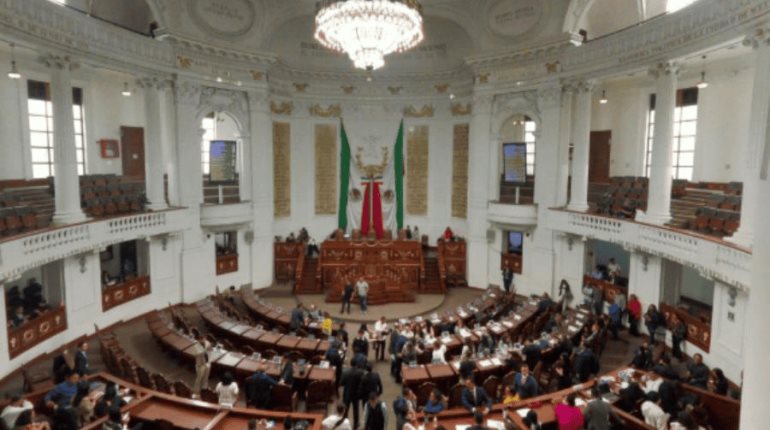 Declaran el 13 de noviembre como el "Día en contra de la violencia a personas no binarias" en CDMX