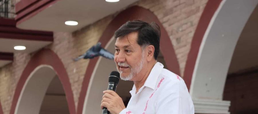 Noroña se enfrenta a gritos con pobladores en Edomex Noroña se enfrenta a gritos con pobladores en Edomex