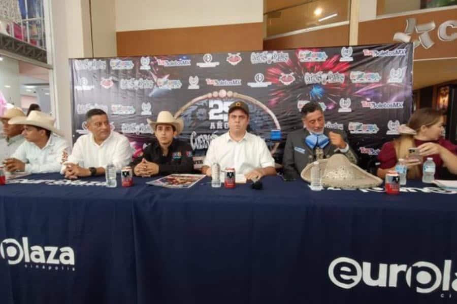 Regresa Cuernos Chuecos a Villahermosa Regresa Cuernos Chuecos a Villahermosa