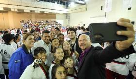 Medallista, María del Rosario Espinoza, exhorta a taekwondoínes que luchen para llegar a JJ.OO.