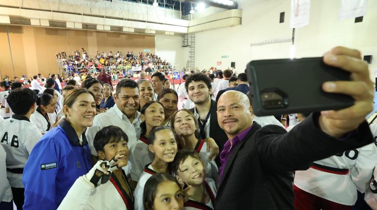 Medallista, María del Rosario Espinoza, exhorta a taekwondoínes que luchen para llegar a JJ.OO.