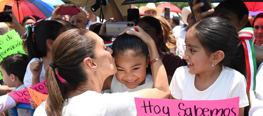 Niños piden a Sheinbaum regresar comida chatarra a escuelas Niños piden a Sheinbaum regresar comida chatarra a escuelas