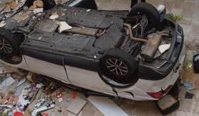 Conductora cae desde tercer piso en plaza comercial de CDMX