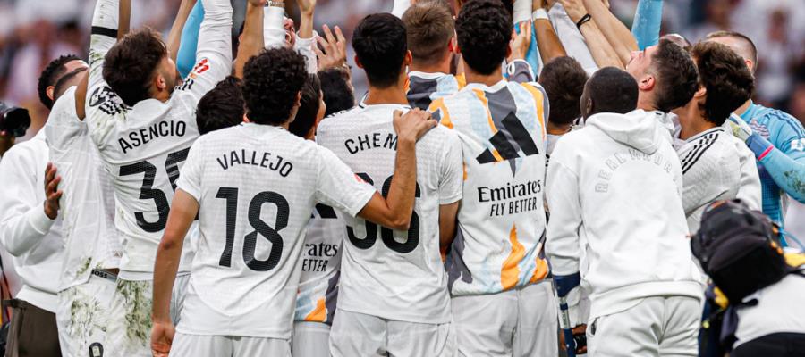 Con emotivo homenaje, Modric y Ancelotti se despiden del Real Madrid Con emotivo homenaje, Modric y Ancelotti se despiden del Real Madrid