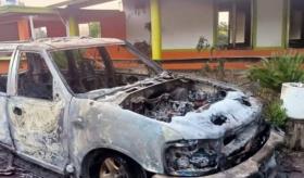 Queman camioneta y casa de campaña de candidato morenista en municipio de Veracruz