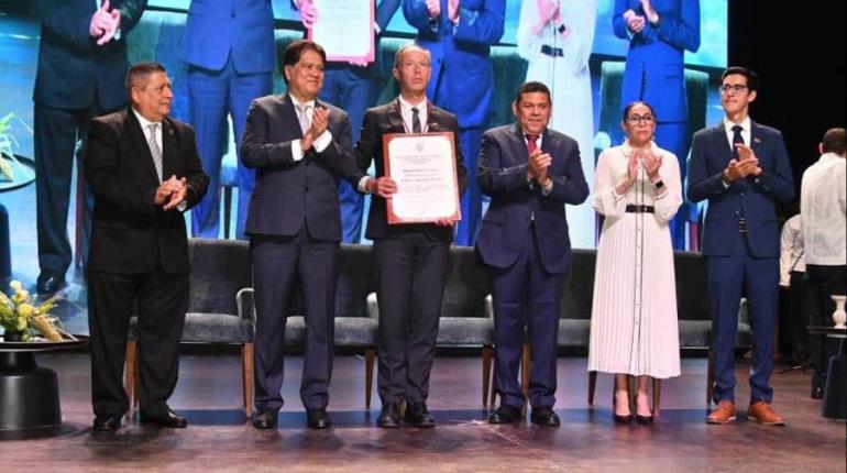 La UJAT entrega el grado de Doctor Honoris Causa 2025 a Francesc Torralba Roselló