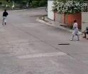 Familia evita que ladrones se lleven su camioneta en Comalcalco