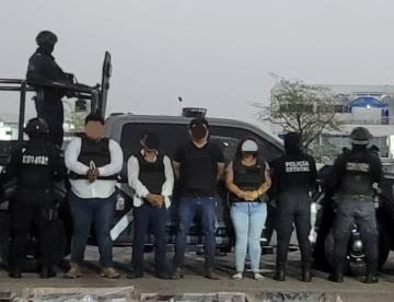 Detienen a 4 presuntos distribuidores de droga en Centro