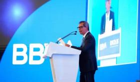 Impuesto de EE. UU. a remesas tendría impacto equivalente a 3% del PIB: Hacienda