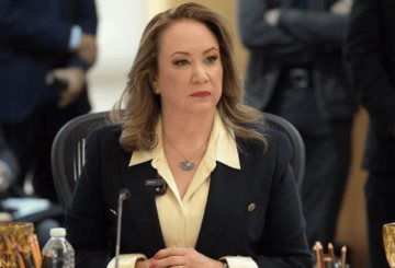 Piden al INE solicitar dictamen a la UNAM sobre tesis de Yasmín Esquivel