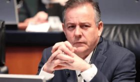 Exsenador morenista promueve amparo para evitar ser detenido por huachicol en Baja California