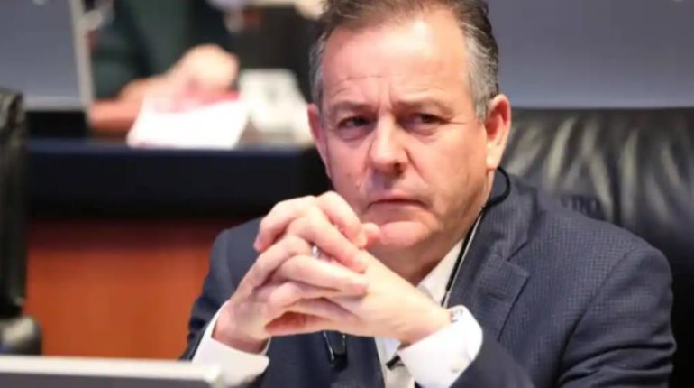 Exsenador morenista promueve amparo para evitar ser detenido por huachicol en Baja California