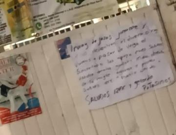 Localizan cartulinas con mensajes amenazantes y tiran ponchallantas en Villahermosa