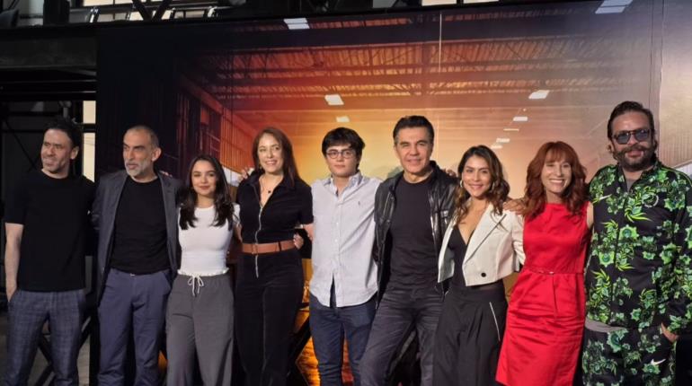 Tabasqueña Karla Gaytán en elenco de cinta protagonizada por Adrián Uribe y María León