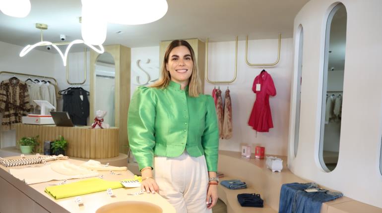 Alejandra Izundegui, la stylist detrás de la Flor de Oro 2025