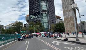 Tras 5 horas de reunión y manifestaciones, CNTE no llega acuerdo con Segob