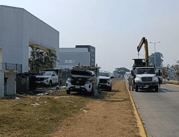 Tras 46 horas energía eléctrica queda restablecida en zona Country al 100%, reportan trabajadores de CFE