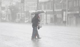 Tormenta tropical "Alvin" se intensifica y va hacia Los Cabos