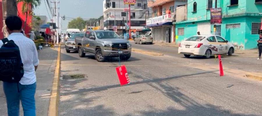 Bloquean avenida México en Villahermosa por falta de luz Bloquean avenida México en Villahermosa por falta de luz
