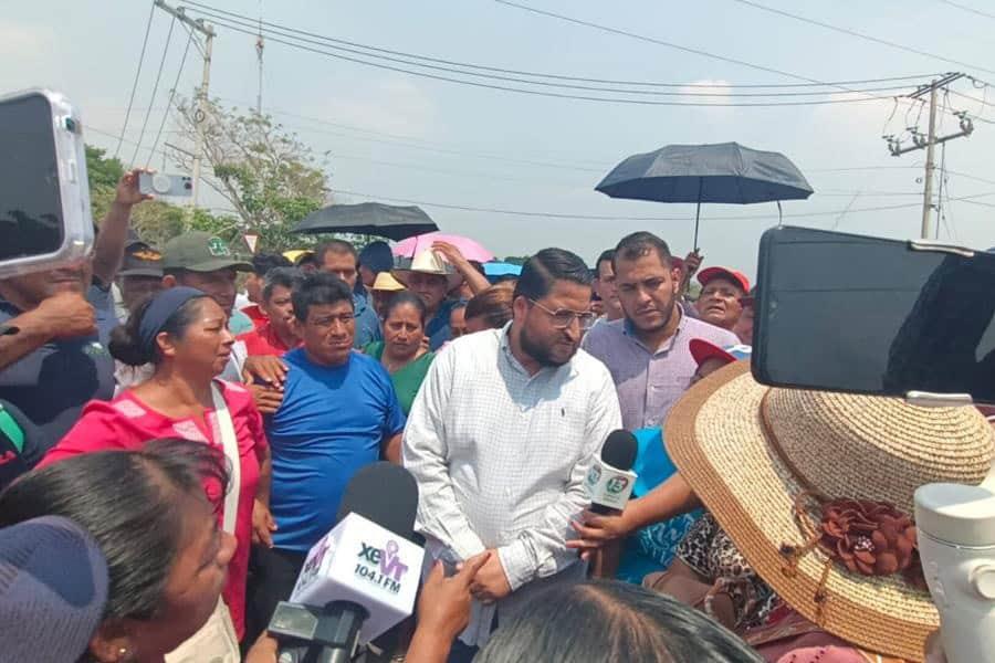 Liberan la Villahermosa-Frontera tras promesa de subestación en Tamulté Liberan la Villahermosa-Frontera tras promesa de subestación en Tamulté