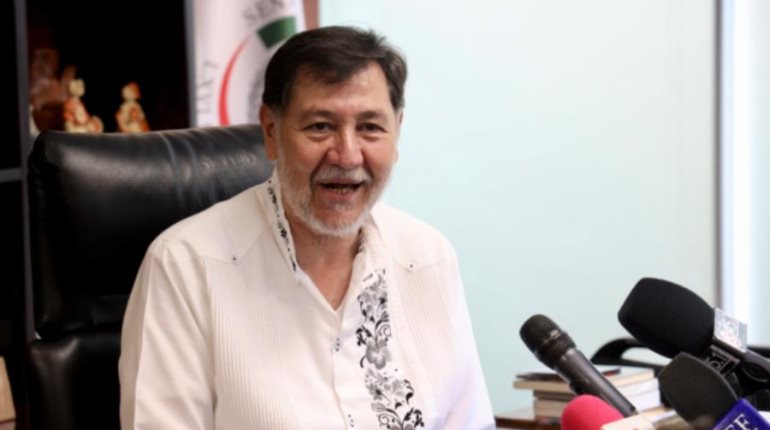 Fernández Noroña compara uso de acordeones ajenos para votar con copiar para un examen
