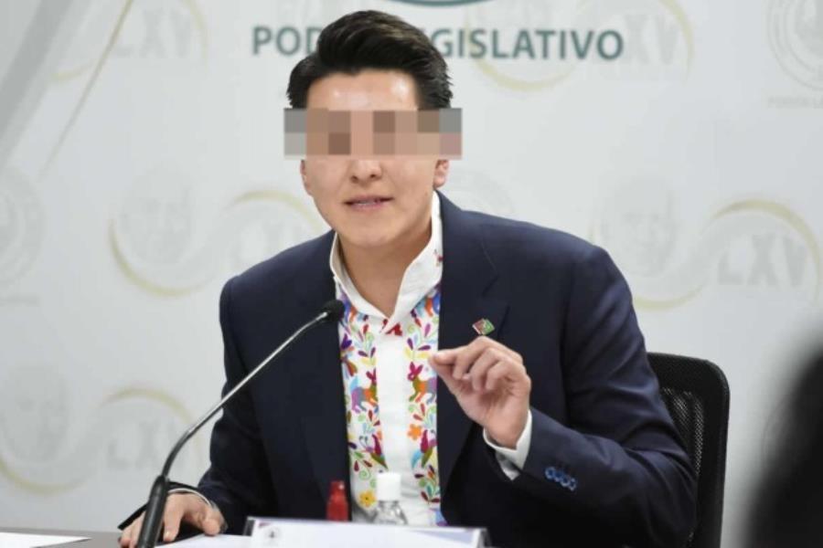 Detienen a César Román Mora, excontralor de Hidalgo, ligado con Estafa Siniestra Detienen a César Román Mora, excontralor de Hidalgo, ligado con Estafa Siniestra