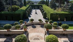 León XIV "se escapa" a Castel Gandolfo y visita el proyecto Borgo Laudato si´
