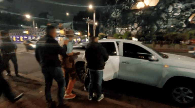Detiene Profepa a sujeto en CDMX por el robo de 40 tortugas casquito