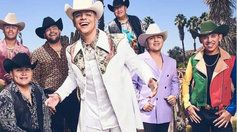 Grupo Firme cancela concierto en EE. UU. por problemas con sus visas