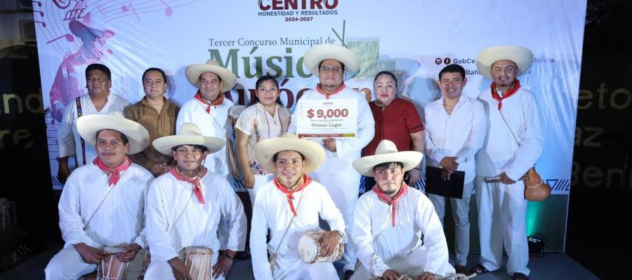 Grupo Ajka Bilkab gana primer lugar en el concurso de tamborileros en Centro Grupo Ajka Bilkab gana primer lugar en el concurso de tamborileros en Centro