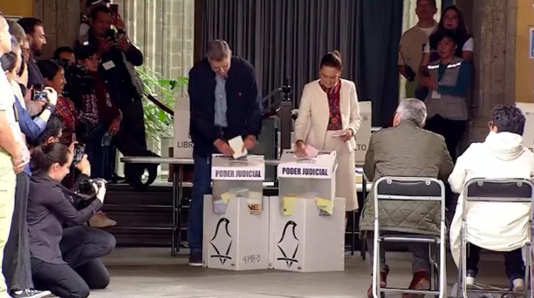 Emite Sheinbaum su voto en la primera elección judicial; le toma aproximadamente 14 minutos