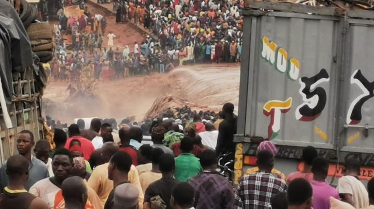 Inundaciones en Nigeria dejan más de 150 fallecidos