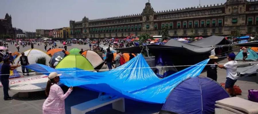 CNTE acuerda poner fin a paro y plantón en la CDMX CNTE acuerda poner fin a paro y plantón en la CDMX