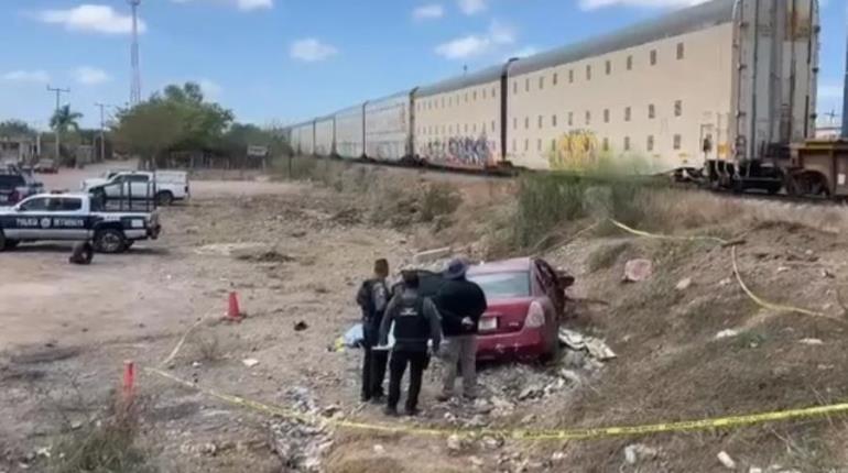 Una mujer muerta y 3 heridos deja choque entre vehículo y tren en Culiacán