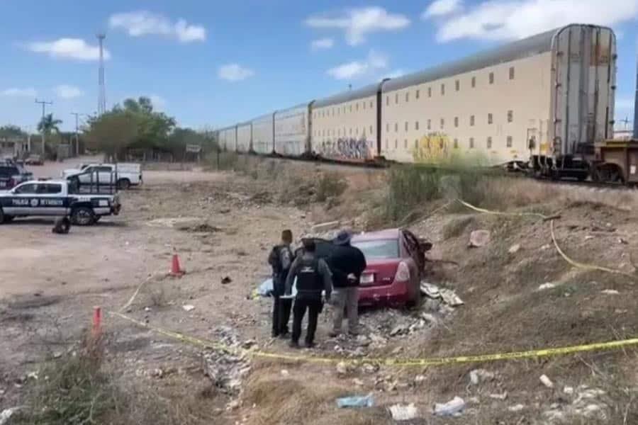 Una mujer muerta y 3 heridos deja choque entre vehículo y tren en Culiacán Una mujer muerta y 3 heridos deja choque entre vehículo y tren en Culiacán
