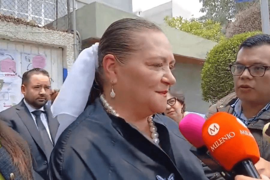 "Asistencia de militares al Consejo General del INE fue una cortesía": Guadalupe Taddei "Asistencia de militares al Consejo General del INE fue una cortesía": Guadalupe Taddei