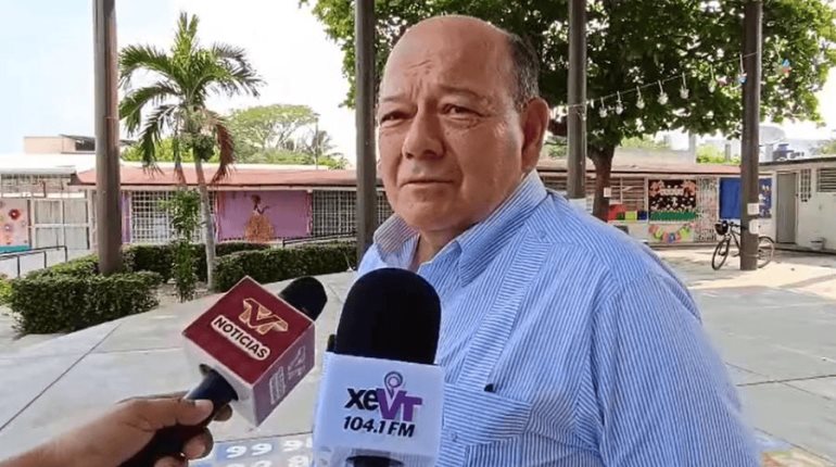 No lo veo como mal gobierno, está haciendo su mayor esfuerzo: Ojeda sobre May