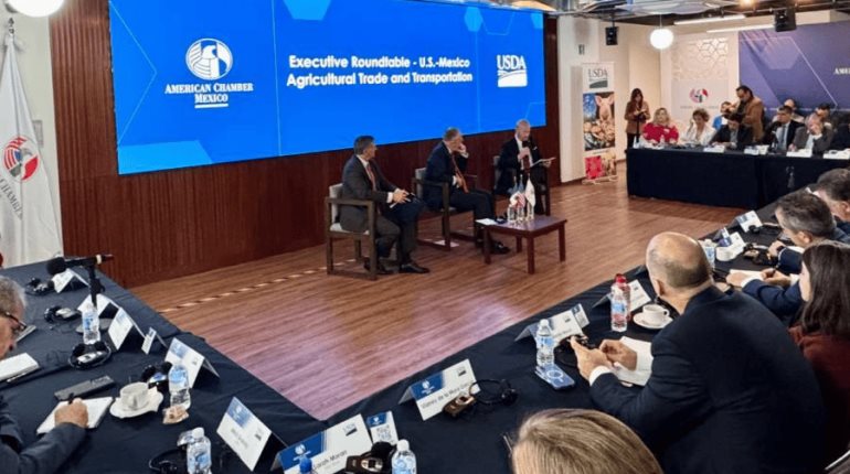 La agricultura es clave en los lazos entre EE. UU. y México": Embajador Ronald Johnson