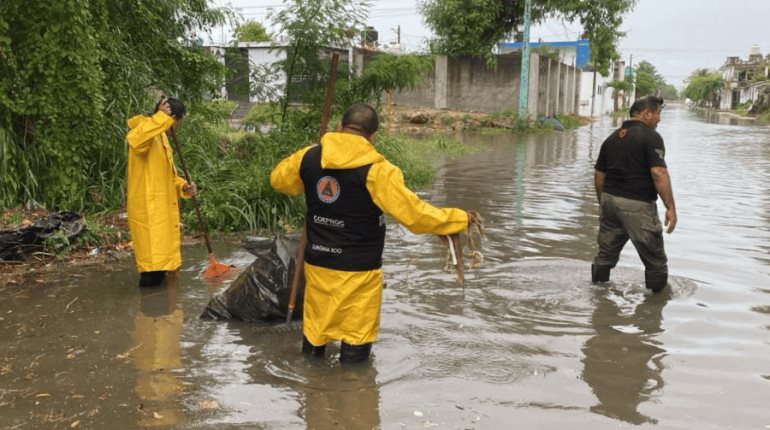 Se registran inundaciones y encharcamientos en calles de Chetumal y Mérida tras fuertes lluvias
