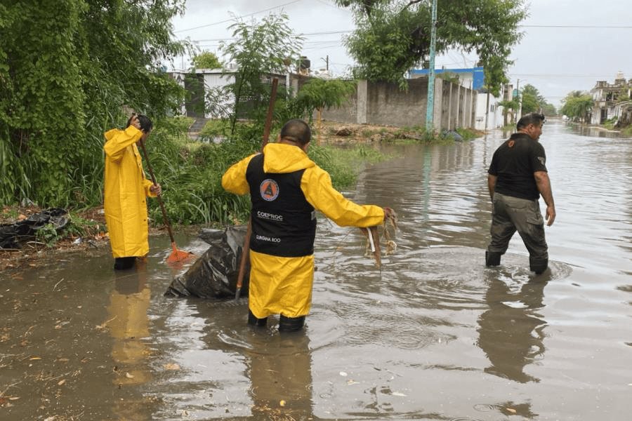 Se registran inundaciones y encharcamientos en calles de Chetumal y Mérida tras fuertes lluvias Se registran inundaciones y encharcamientos en calles de Chetumal y Mérida tras fuertes lluvias